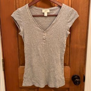 Loft button dress up tee